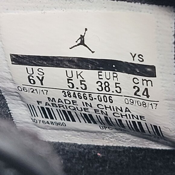 Air Jordan 6 Retro GS UNC 2017 Youth Black Blue Sneakers 384664-006 US Size 6Y - Picture 8 of 8